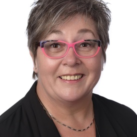Inga Schuchardt, Friseurmeisterin